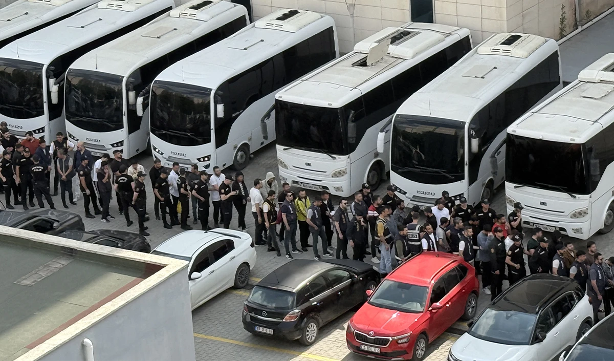 26 milyarlık yasa dışı bahis operasyonunda 103 ş&uuml;pheli adliyeye sevk edildi