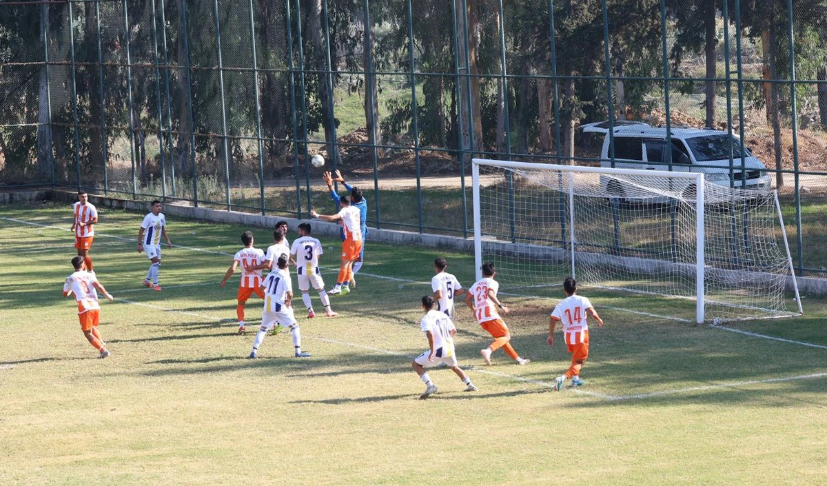 Akdeniz Belediye Spor yine kazandı
