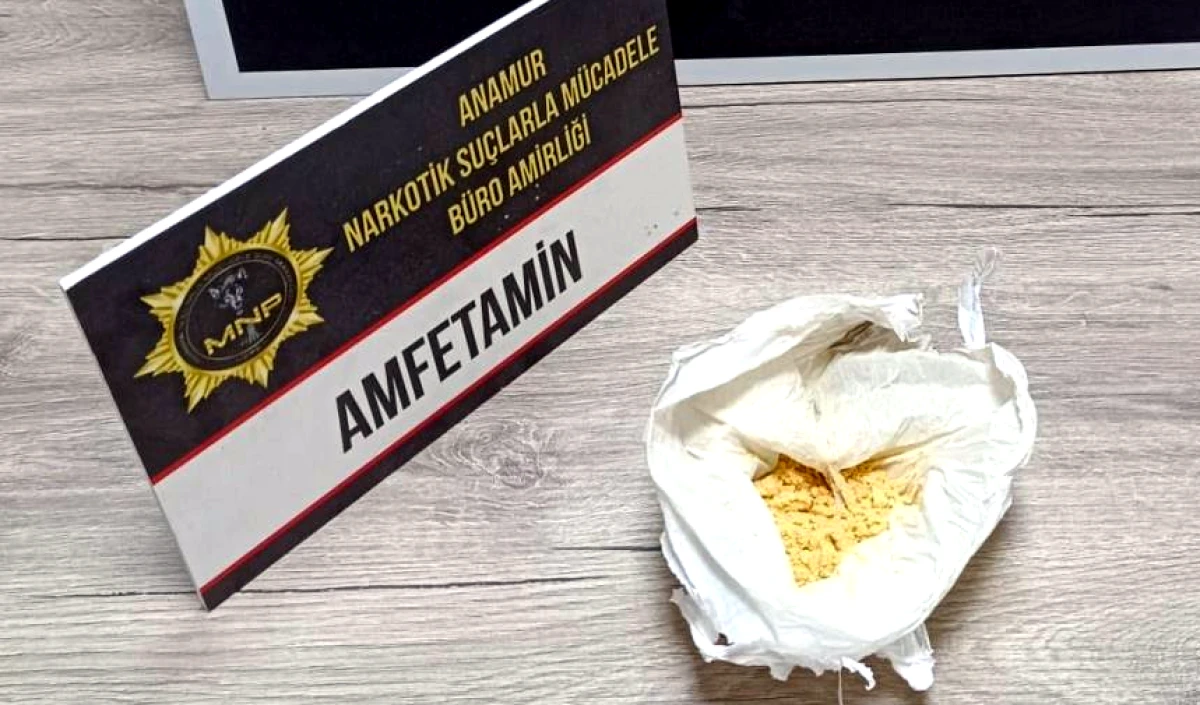 Anamur'da uyuşturucu satıcısı yakalanıp tutuklandı