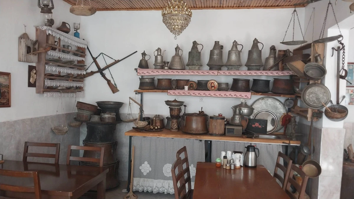 Babadan kalma lokanta, y&uuml;zlerce obje ile m&uuml;zeye d&ouml;n&uuml;şt&uuml;