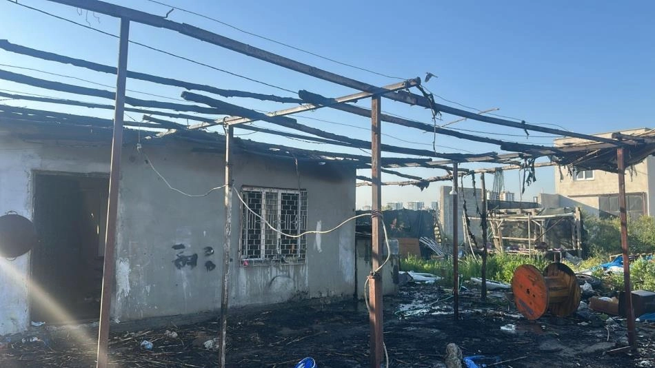 Bahçe evinde çıkan yangın maddi hasara neden oldu