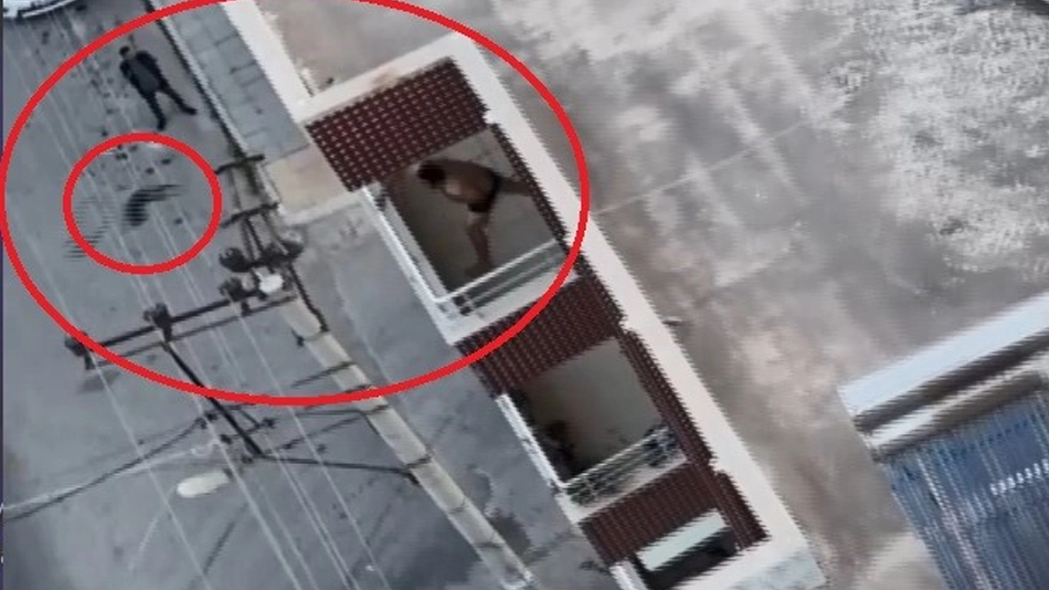  Balkondan uyuşturucu atan şüpheli dronla tespit edildi: 9 gözaltı