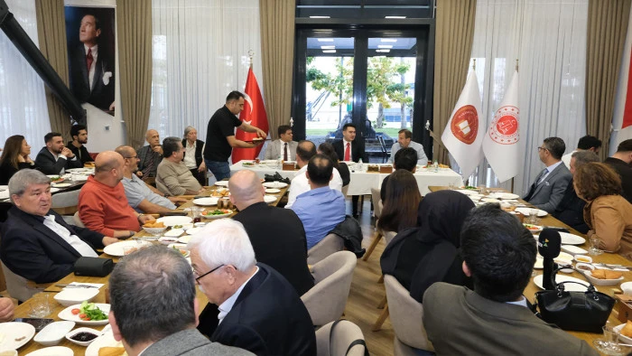 Cezaevlerinde &uuml;retilen &uuml;r&uuml;nler Mersin&rsquo;de satışa sunuluyor