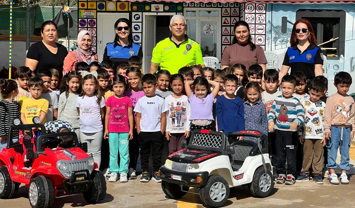 Çocuklara uygulamalı trafik eğitimi