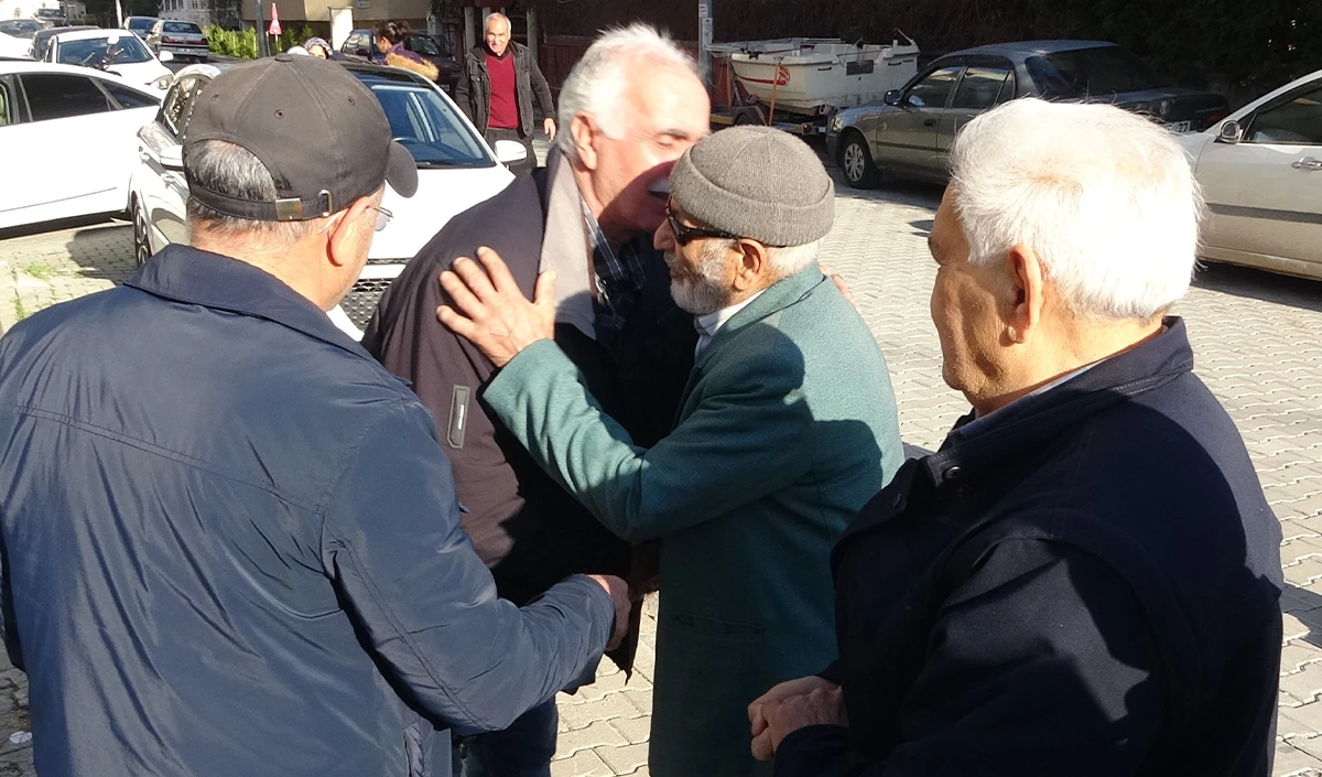 Ermeni katliamından ka&ccedil;mışlardı: 108 yıl sonra kuzenler ve torunlar ilk defa buluştu