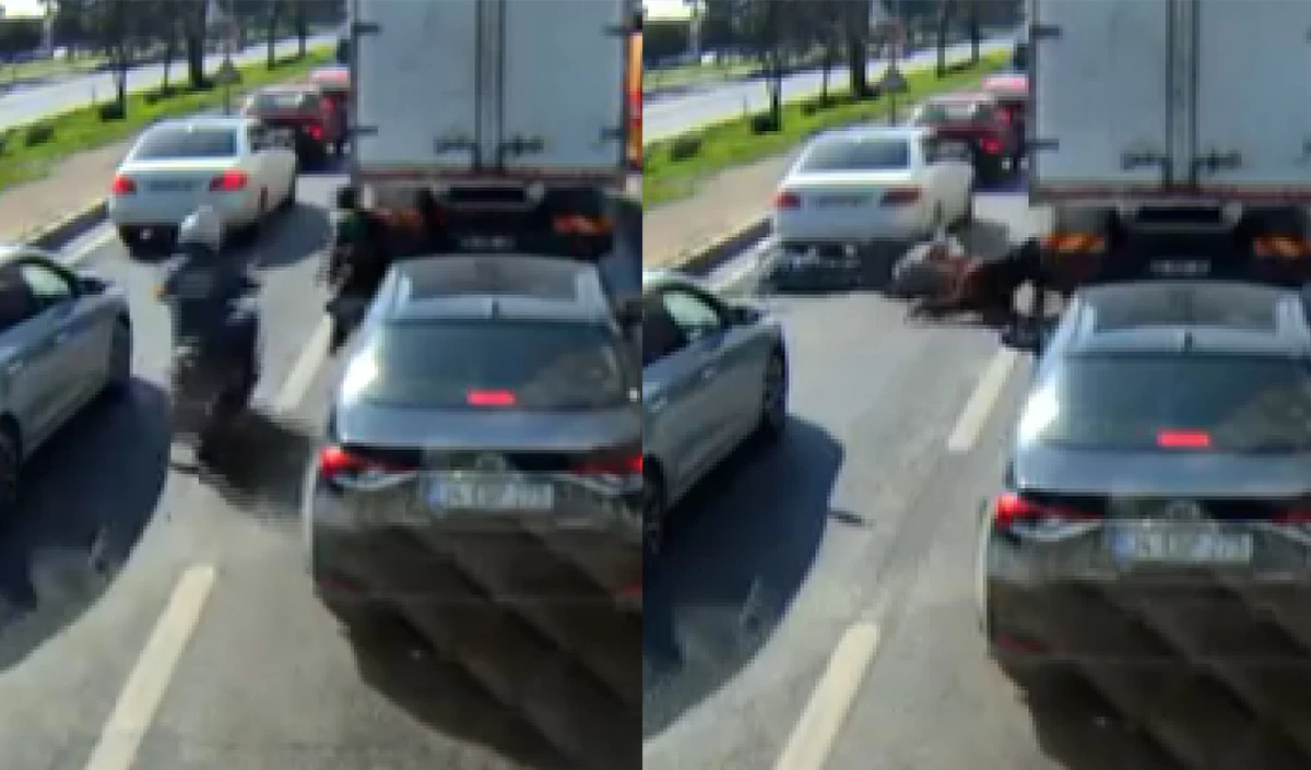 Kaza anı ara&ccedil; kamerasında: Daha &ouml;nce 3 kişi &ouml;lm&uuml;şt&uuml; bu sefer yayalara motosiklet &ccedil;arptı
