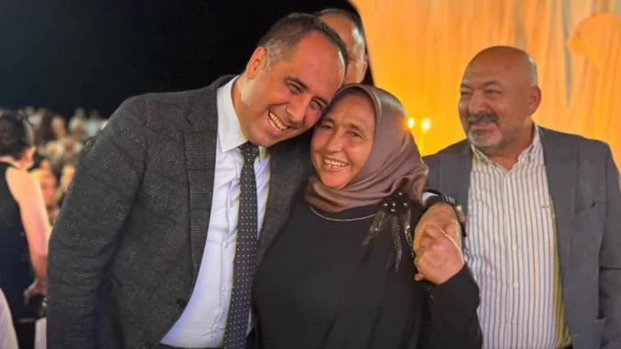 KIRATLI, AKDENİZ B&Ouml;LGESİNİN EN BEĞENİLEN İKİNCİ MİLLETVEKİLİ OLDU