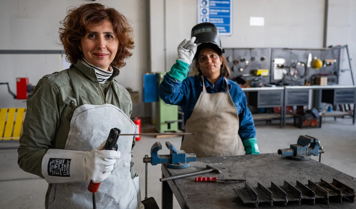 Mersin Büyükşehir Belediyesi, kadına şiddetle mücadelede yerel destek ağı oluşturuyor