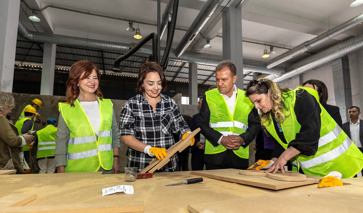 Mersin B&uuml;y&uuml;kşehir Belediyesinin sosyal projeleri T&uuml;rkiye&rsquo;ye &ouml;rnek oluyor