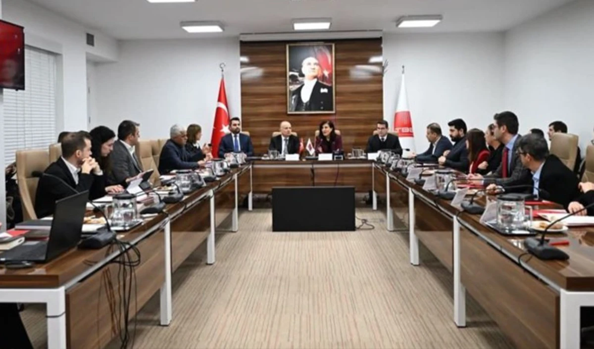 Mersin B&uuml;y&uuml;kşehir, iklim değişikliğiyle m&uuml;cadele deneyimlerini paylaştı