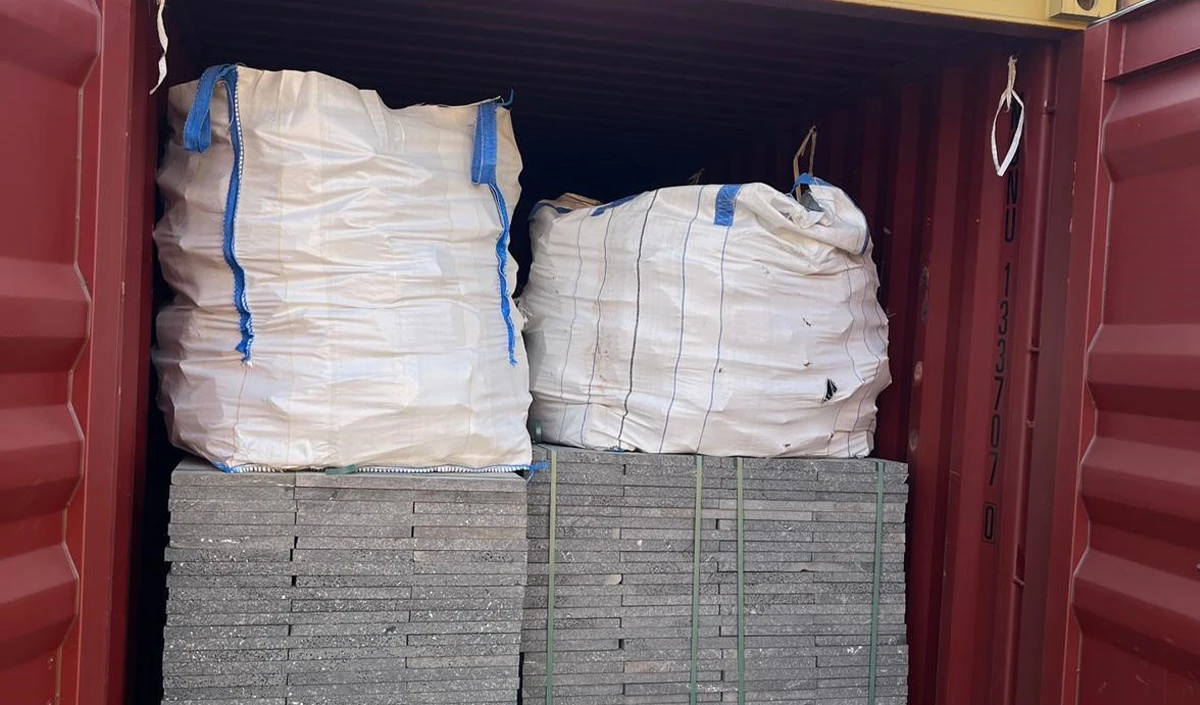 Mersin Limanı&rsquo;nda 182 milyon TL&rsquo;lik g&uuml;mr&uuml;k ka&ccedil;ak&ccedil;ılığı operasyonu