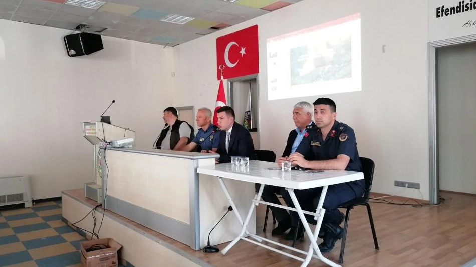 Mersin Mut'ta orman yangınlarıyla mücadele toplantısı