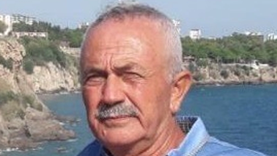 Mersin'de 10. kattan düşen yaşlı adam hayatını kaybetti