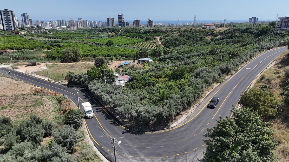 Mersin&rsquo;de 11,5 kilometrelik yol yenilendi