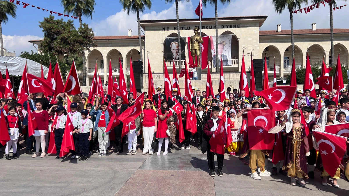 Mersin'de 23 Nisan coşkuyla kutlandı