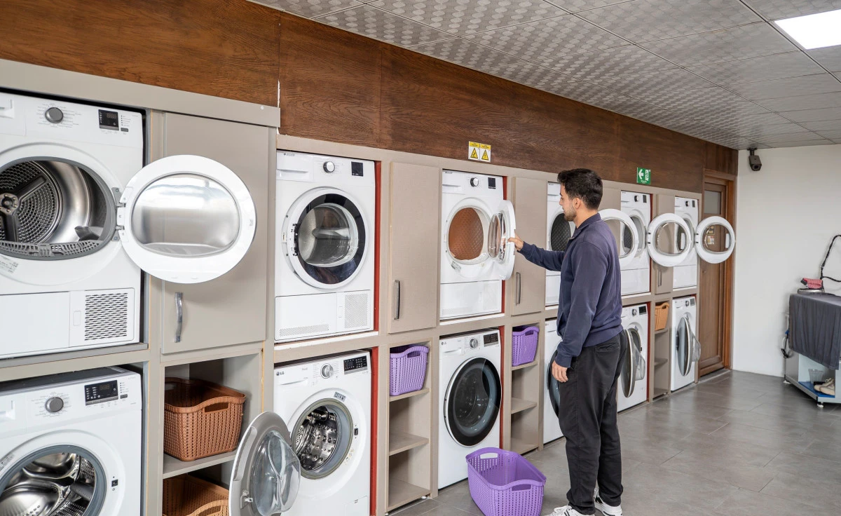 Mersin&rsquo;de &Ccedil;amaşır Kafeden 9 bin 800 &ouml;ğrenci yararlandı