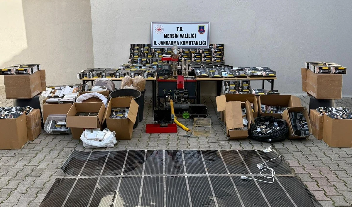  Mersin'de evinde ka&ccedil;ak sigara &uuml;retimi yapan ş&uuml;pheli g&ouml;zaltına alındı