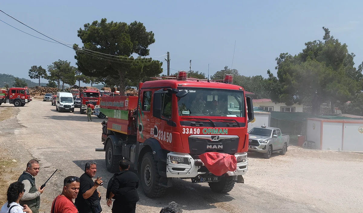 Mersin'de ger&ccedil;eğini aratmayan orman yangını tatbikatı