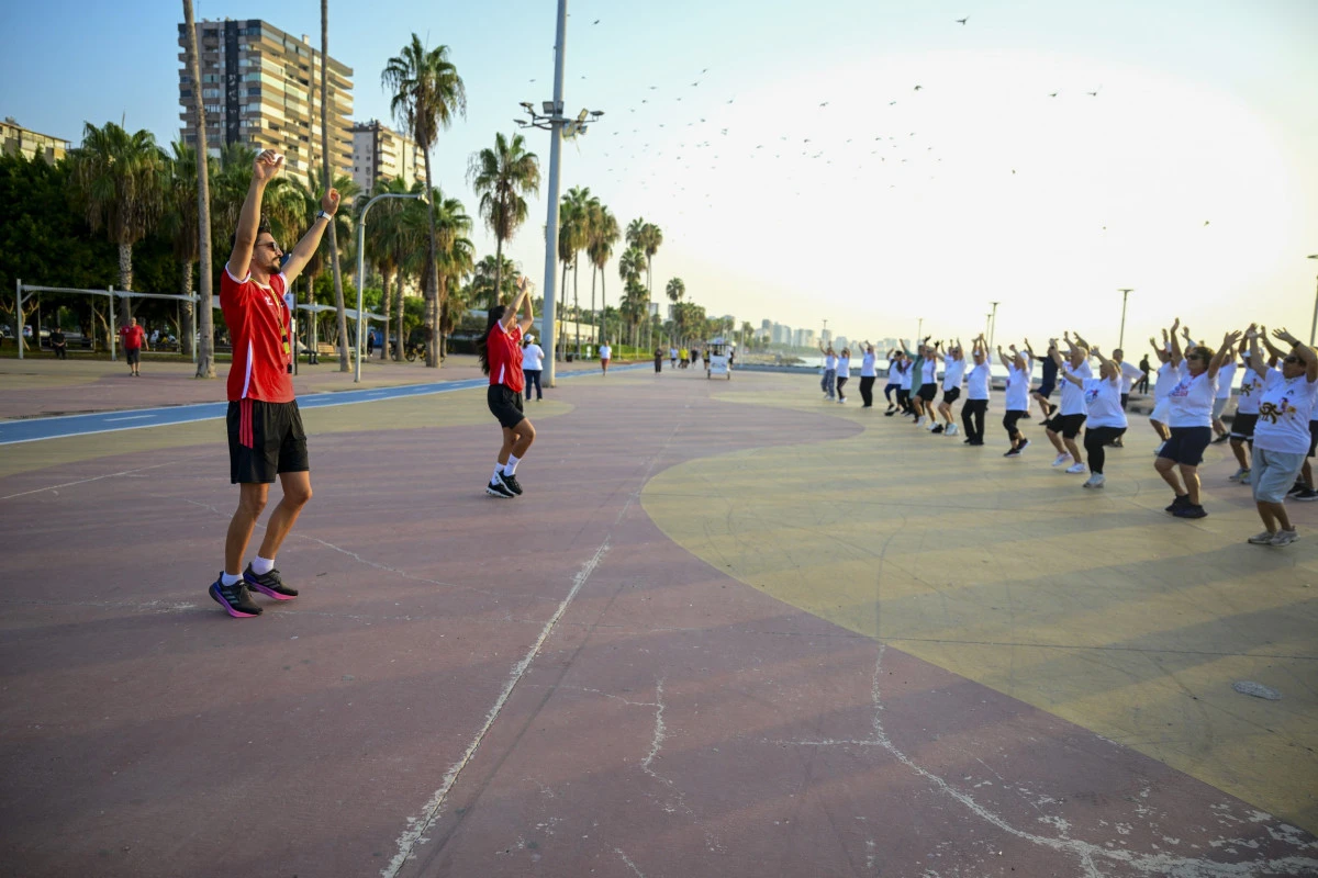 Mersin&rsquo;de hareketlilik haftasında spor ve engelsiz ulaşım buluşması