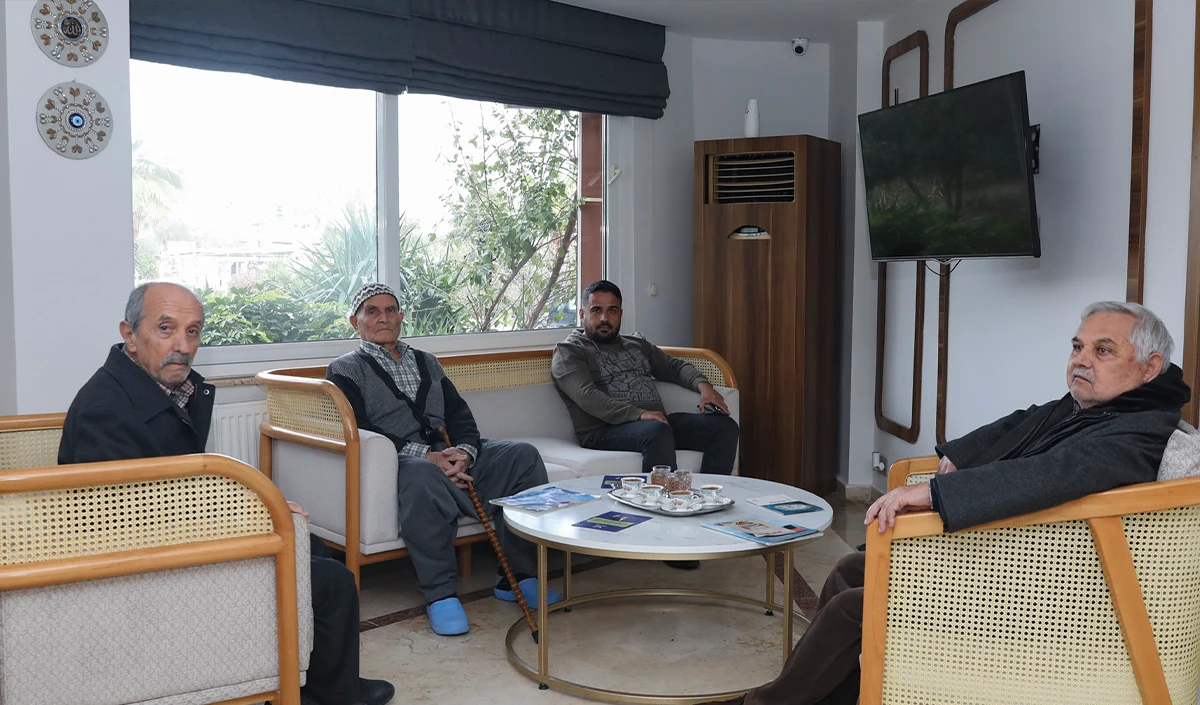 Mersin'de hasta ve yakınlarına &uuml;cretsiz refakat&ccedil;i evi hizmeti