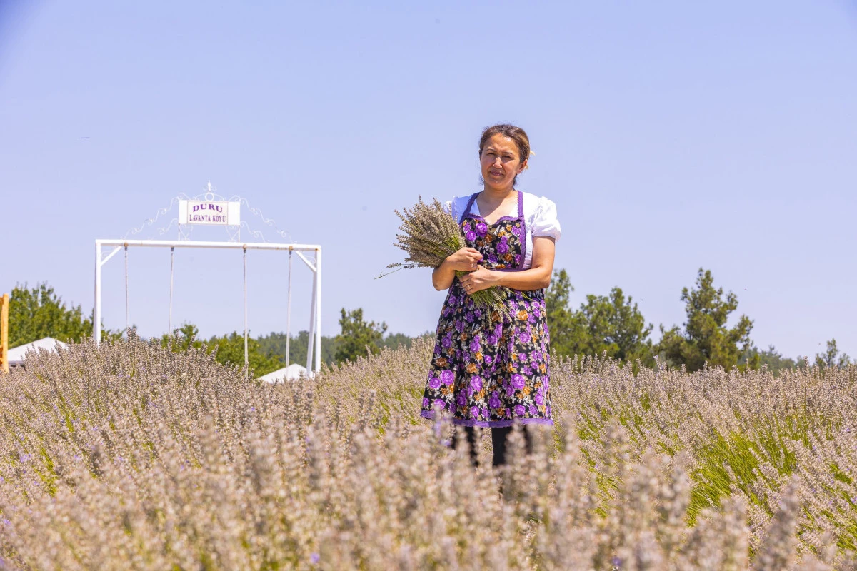 Mersin&rsquo;de kadın girişimci lavantayı kazanca d&ouml;n&uuml;şt&uuml;rd&uuml;