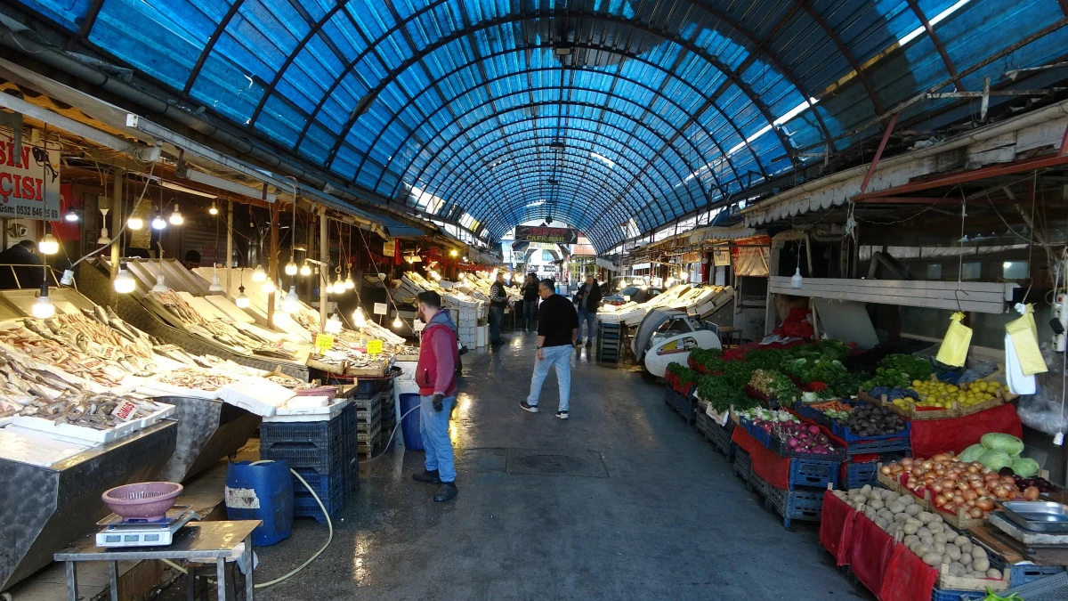 Mersin'de Ramazan'da balık fiyatları d&uuml;şt&uuml;, satışlar arttı