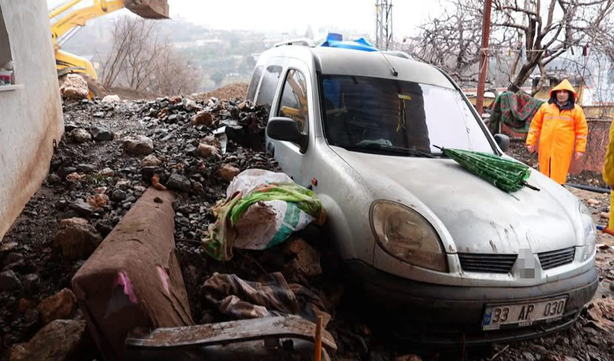 Mersin'de selin vurduğu kırsal mahallelerde yaralar sarılıyor
