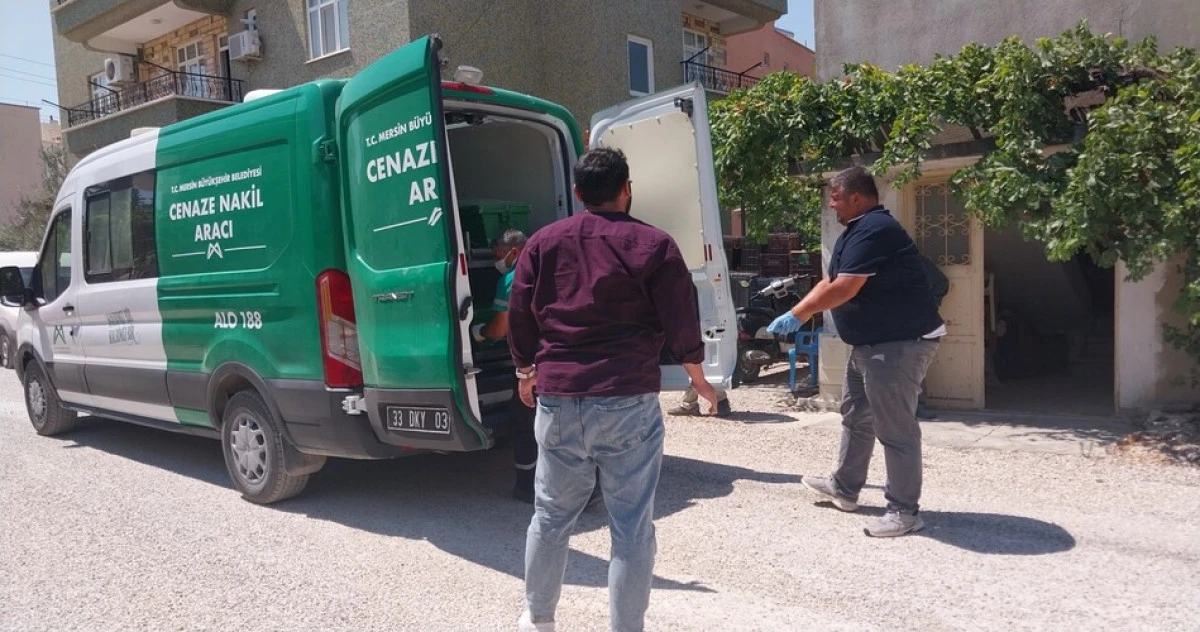Mersin'de şizofren hastası şahıs, annesini bıçaklayarak öldürdü