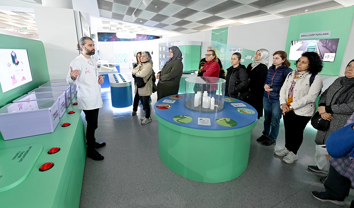 Mersin&rsquo;de tekstil atıkları kadın emeğiyle yeniden hayat buluyor