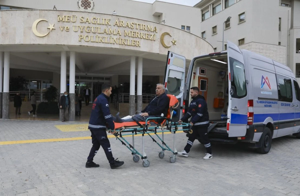 Mersin&rsquo;de &uuml;cretsiz hasta nakil ambulansı hizmeti 85 bin hastaya ulaştı