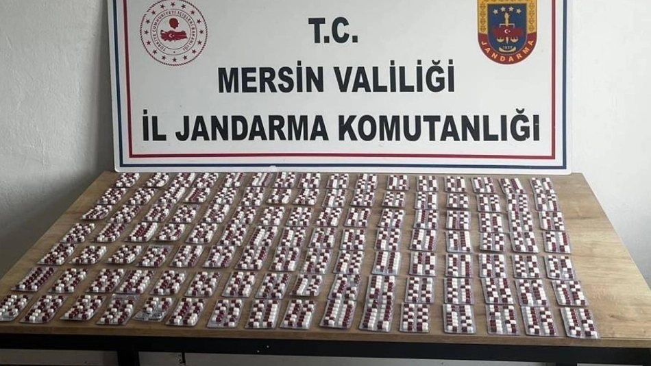  Mersin'de uyuşturucu operasyonu: 3 şüpheli yakalandı, bin 531 hap ele geçirildi