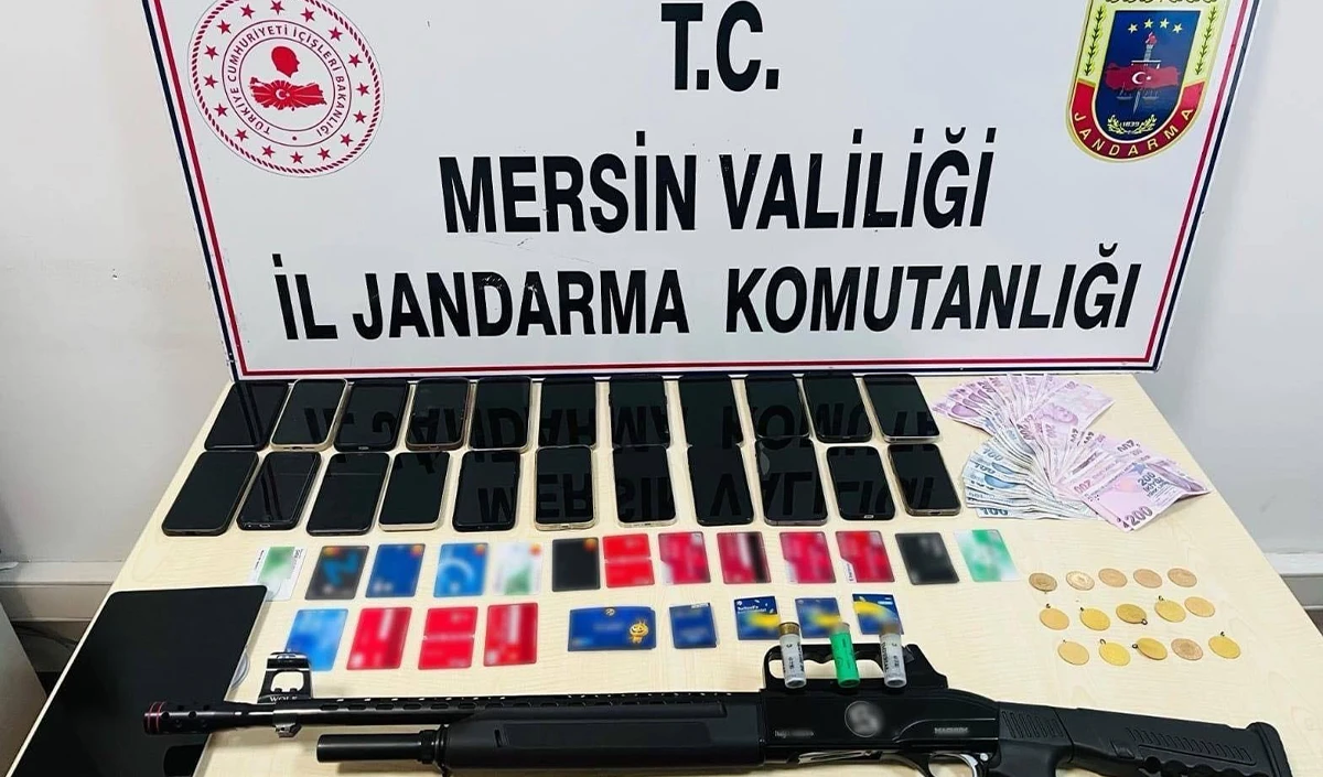 Mersin'de yasa dışı bahis operasyonu: 8 ş&uuml;pheli tutuklandı