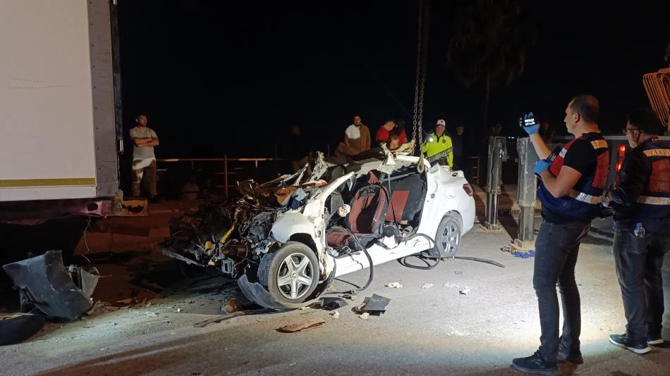  Mersin'deki feci kazada ölenlerin kimlikleri belirlendi