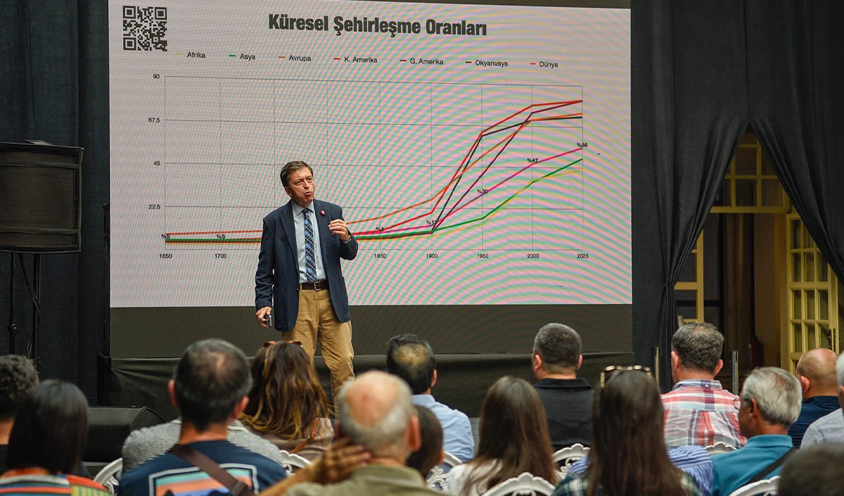 Tarsus Festivalinde kültür, bilgi ve ilham dolu söyleşiler