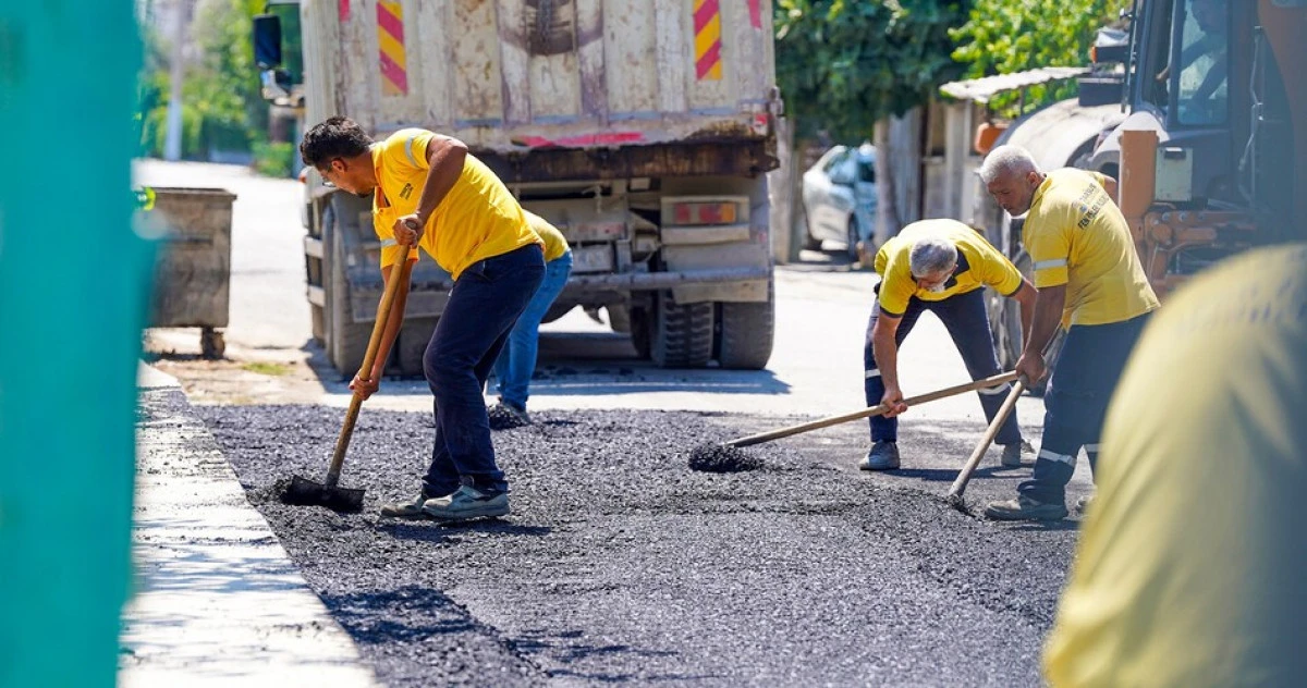 Tarsus'ta 9 mahallede asfalt yama çalışması tamamlandı
