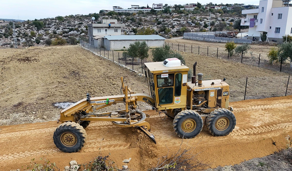 Tarsus’ta iki mahallede yol çalışmaları tamamlandı