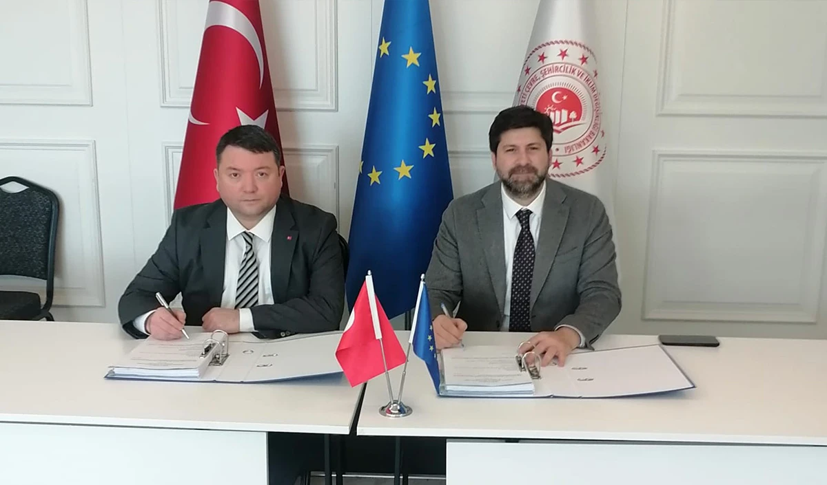 Tarsus'ta yeşil &ccedil;atı d&ouml;nemi başlıyor