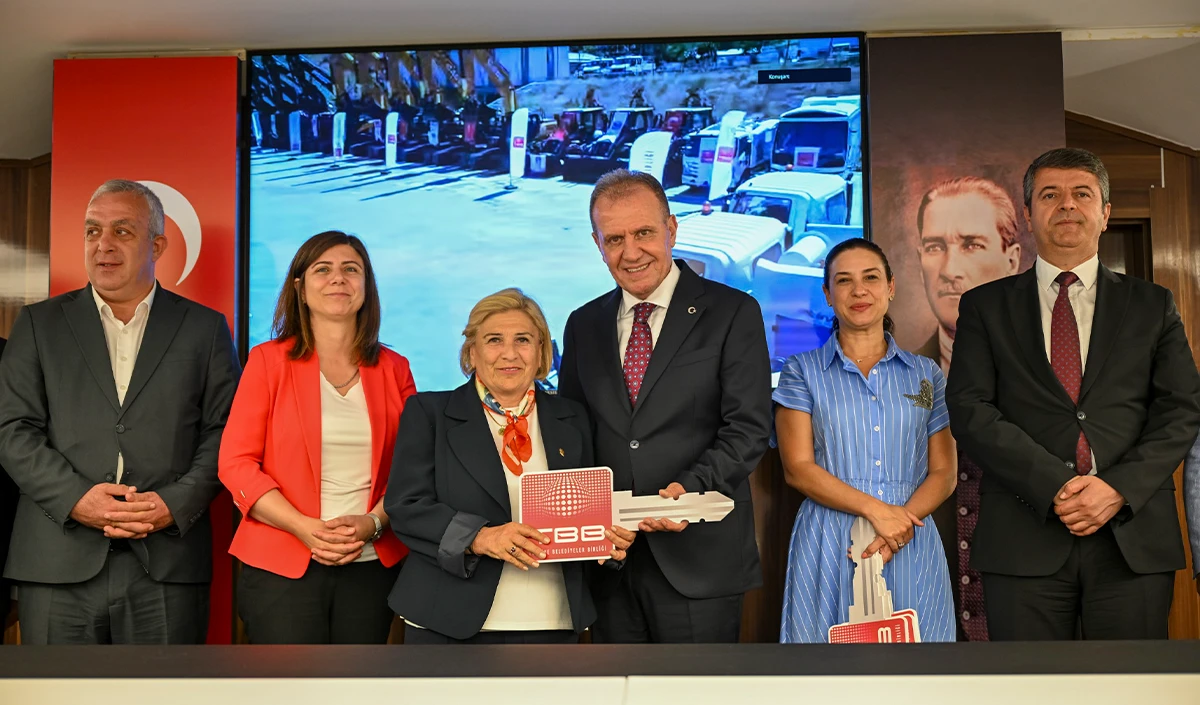 TBB, 121 belediyeye yeni hizmet ara&ccedil;larını teslim etti