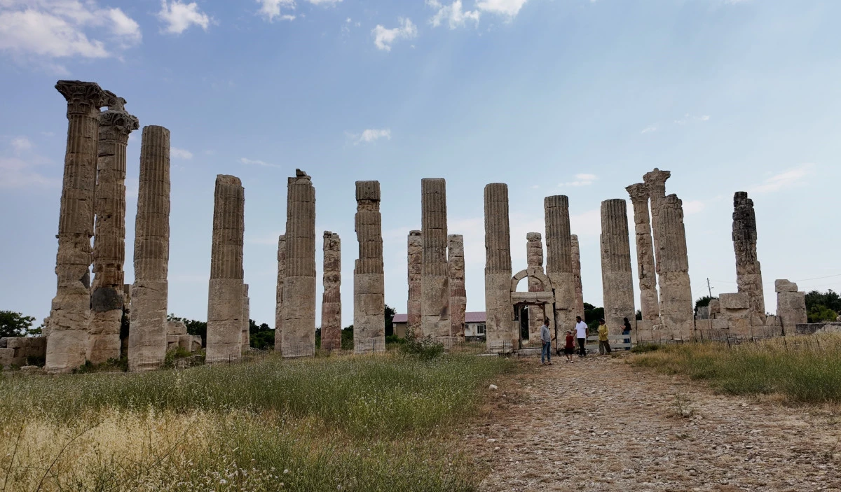 Torosların eteğinde Olba Krallığı&rsquo;nın ibadet yeri 'Uzuncabur&ccedil;' misafirlerini ağırlıyor