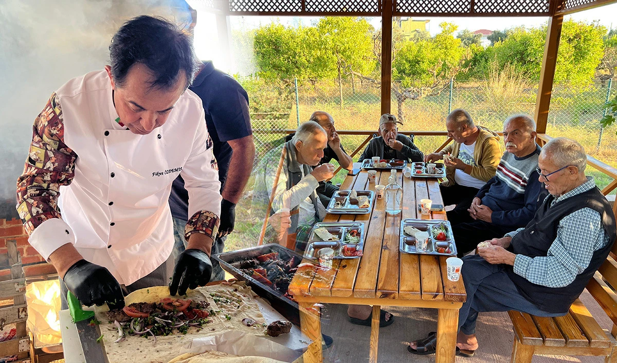 Ünlü Şef Fikret Özdemir'den huzurevi sakinlerine lezzet dolu ziyafet