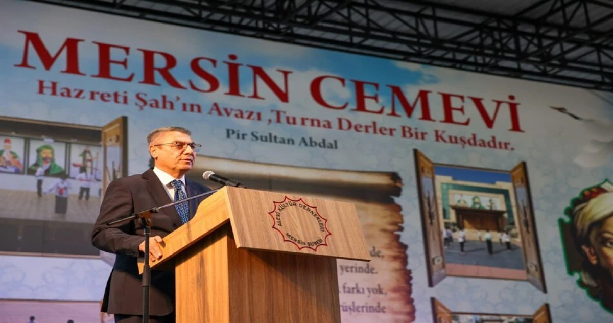 Vali Toros, Alevi Kültür Derneği'nin Geleneksel Aşure Etkinliğine katıldı