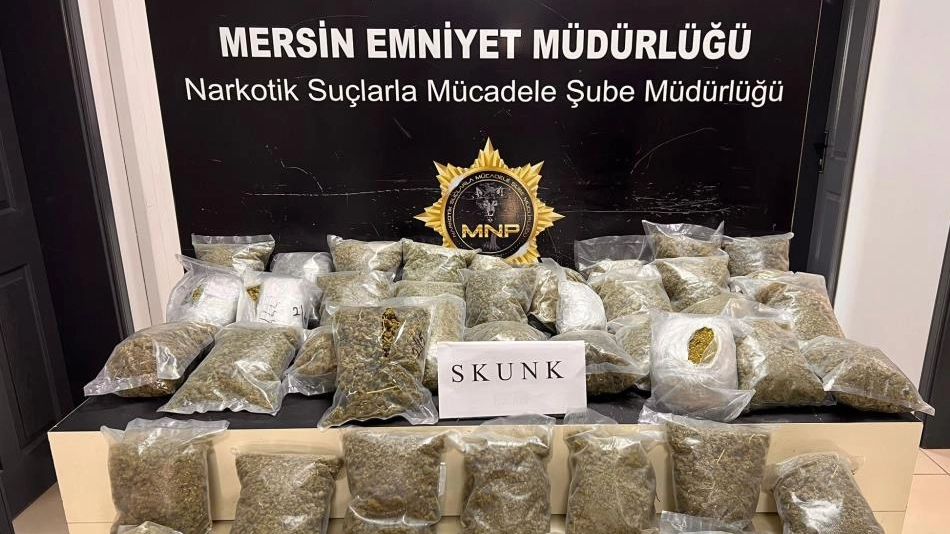 Yün torbalarında kilolarca uyuşturucu ele geçirildi: 3 tutuklama