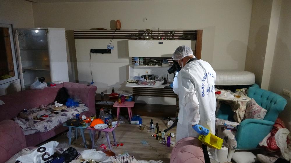 Mersin'de evi uyuşturucu laboratuvarına çevirmişler
